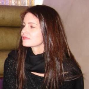 Meet your Posher, Laura